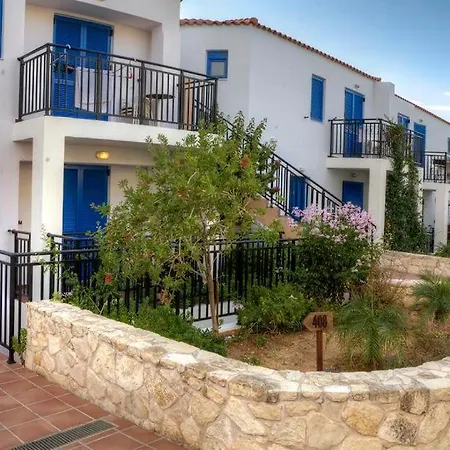 Apartahotel Margarita Agia Marina