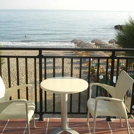 Apartahotel Margarita Agia Marina