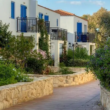 Margarita Aparthotel Agia Marina (Crete)